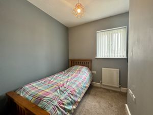 Bedroom- click for photo gallery